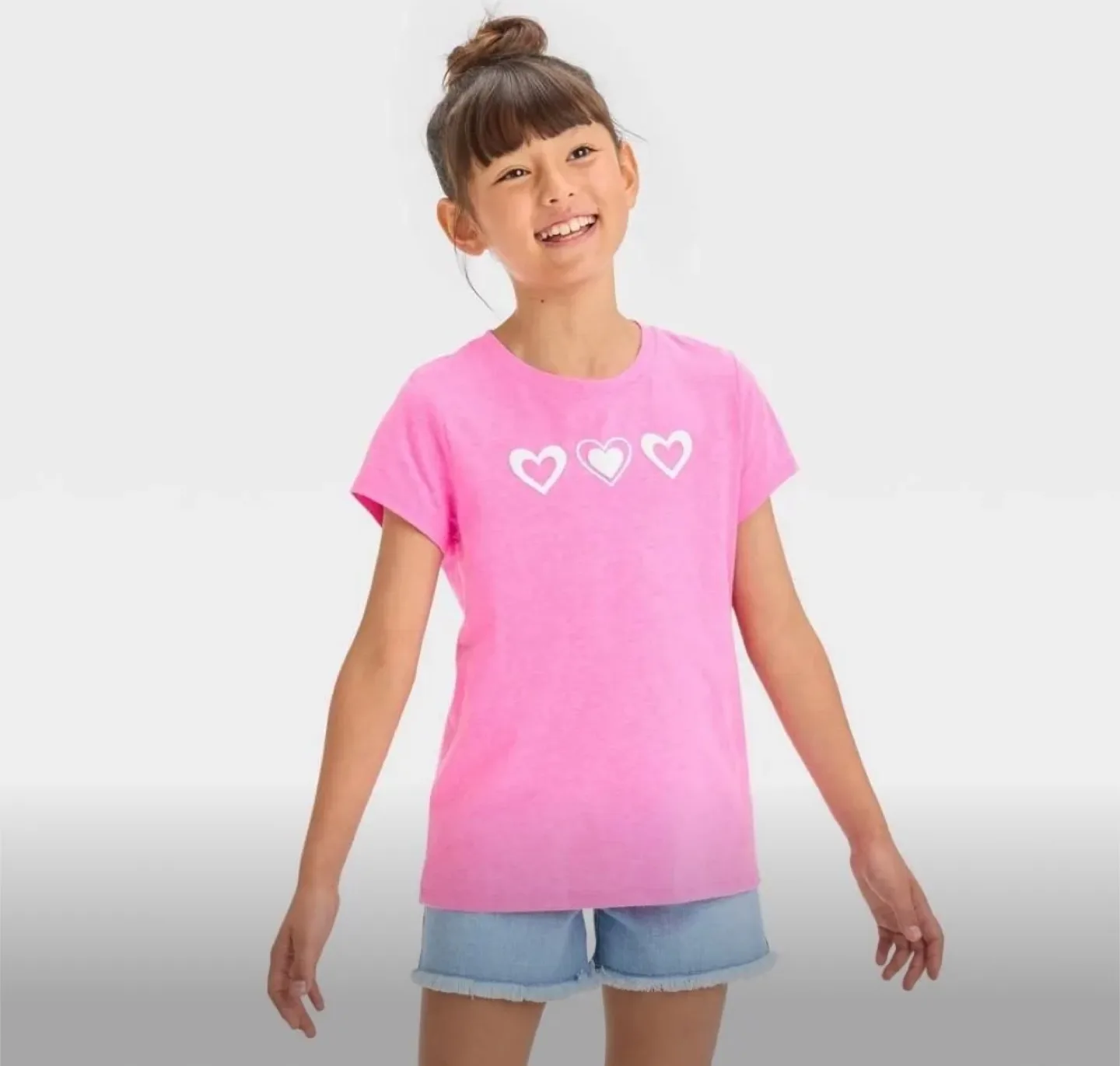 Girls' Short Sleeve 'Hearts' Graphic T-Shirt Large thumbnail