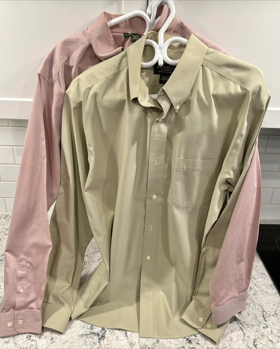 Eddie Bauer Relaxed Fit Wrinkle Resistant Mens Dress Shirts thumbnail