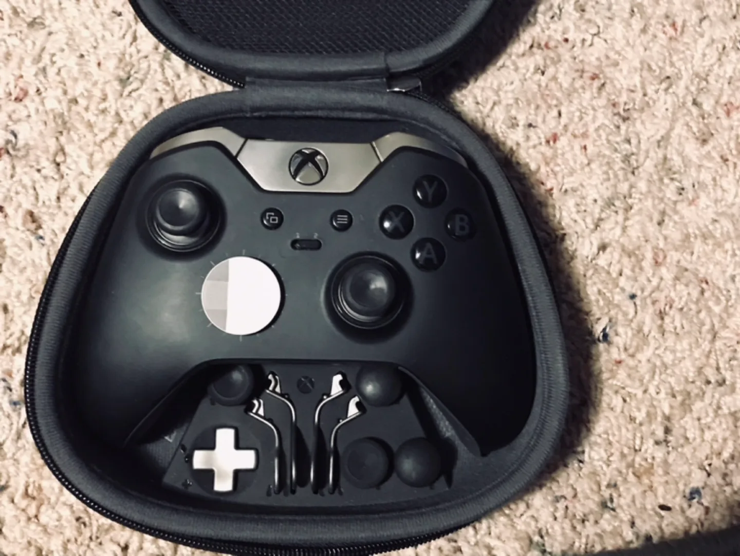 🇨🇦Xbox Elite Wireless Controller Series 2 - Black thumbnail