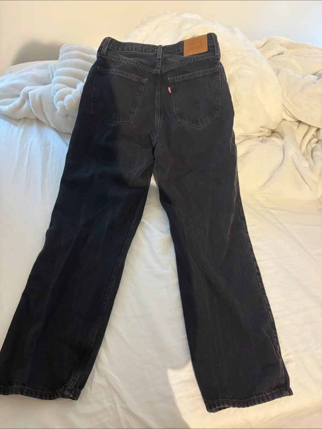Levi's Premium Dad Jeans - Size 27 image indicator(6)