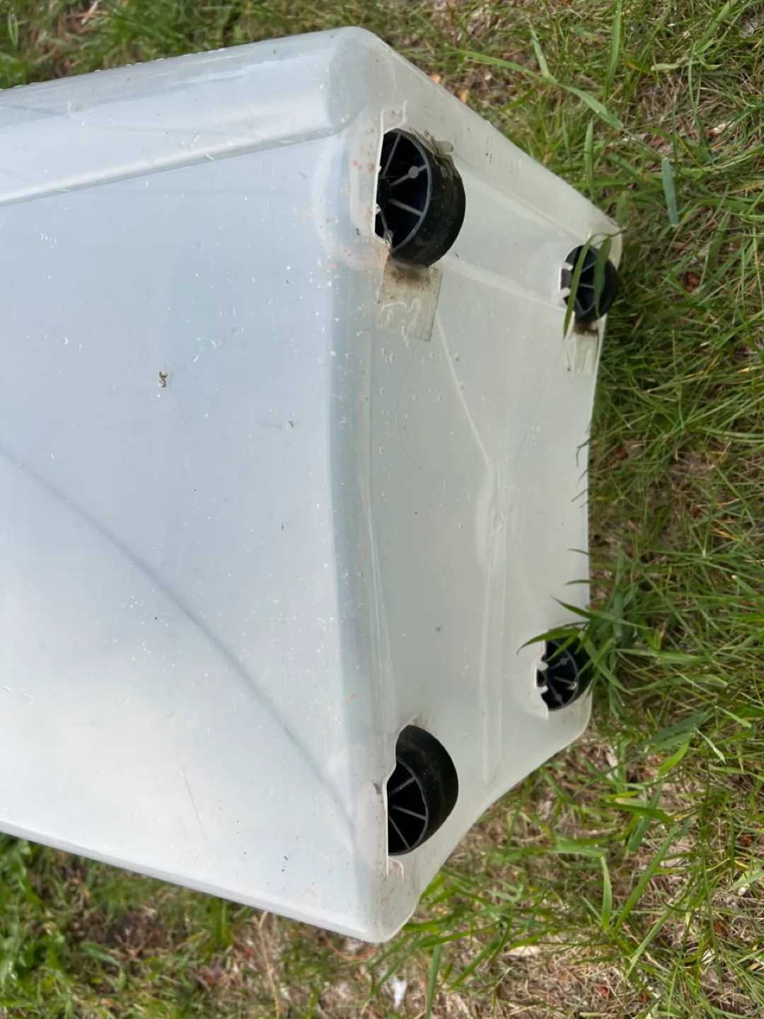 Plastic 50 lb dog food container image indicator(3)