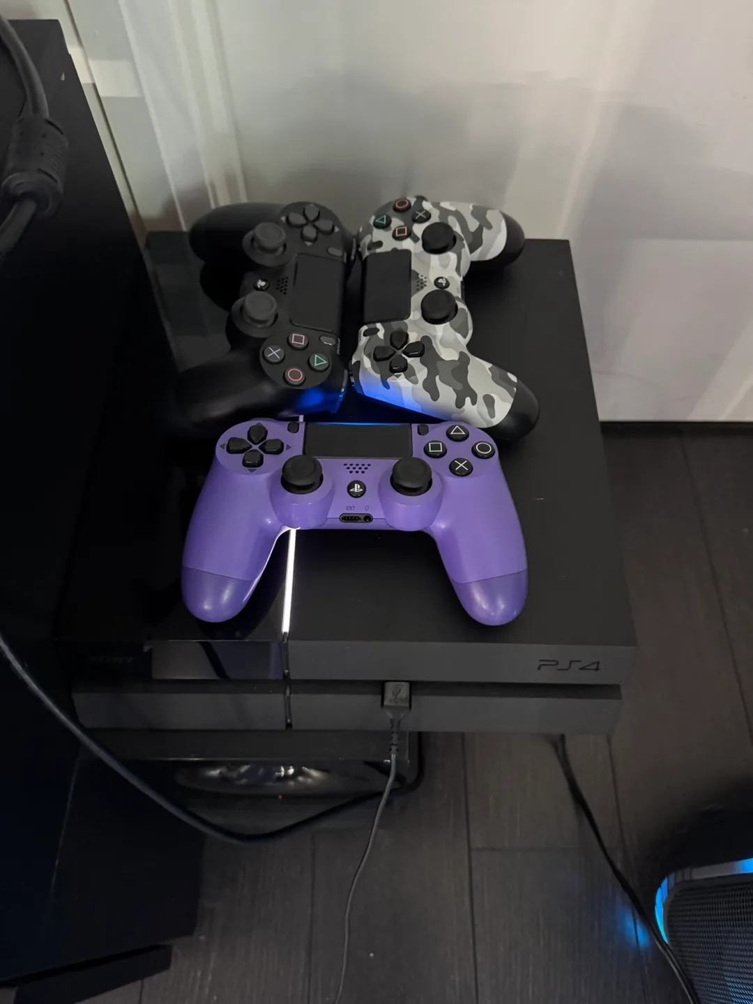 PlayStation 4 thumbnail
