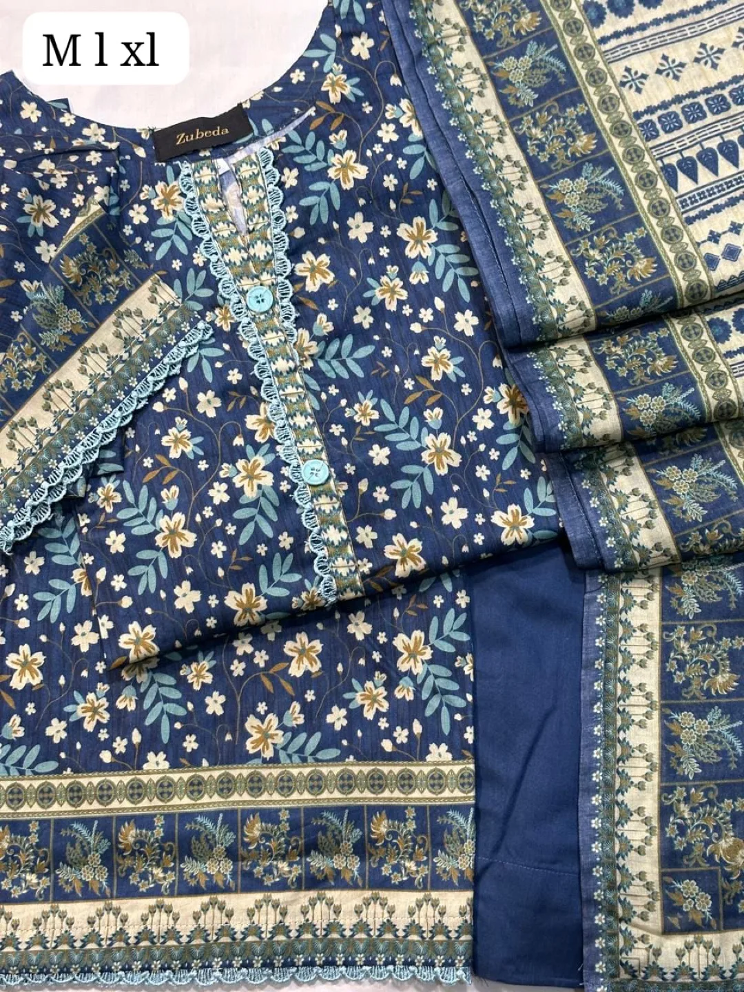 Zubeda Printed 3-Piece Suit - Size S thumbnail