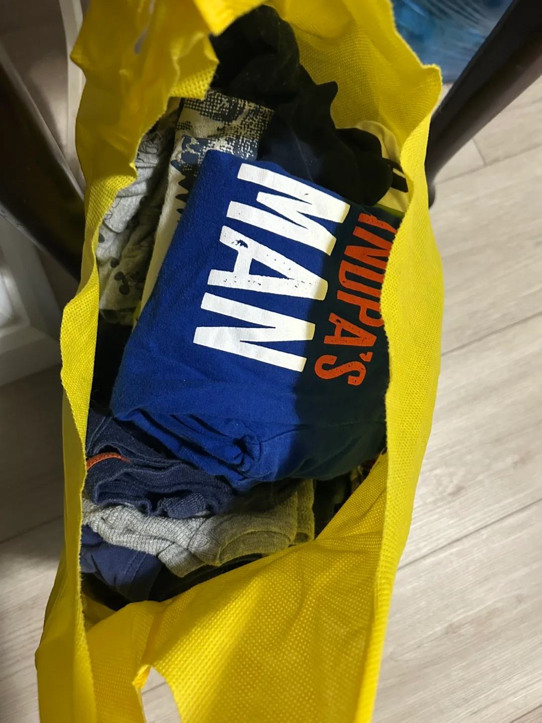 Boy clothes 2T thumbnail