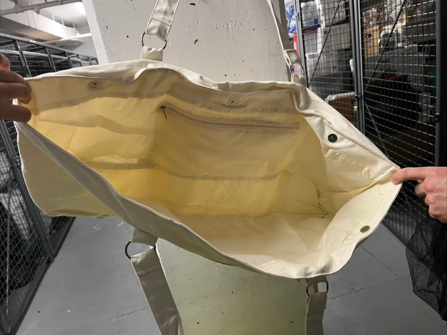 Gaiam Yoga Mat Carrier Bag - Cream image indicator(2)