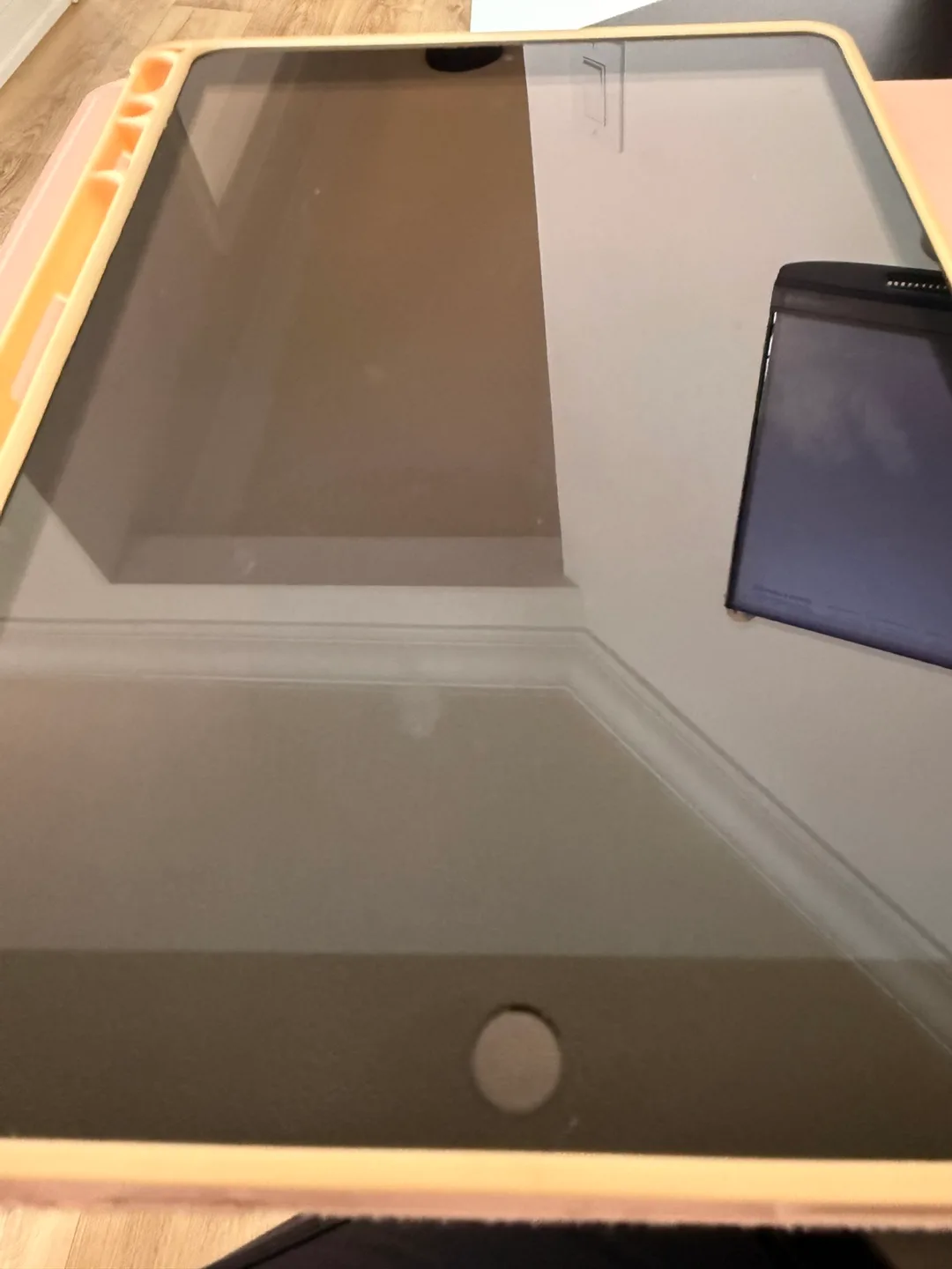 Apple iPad 8th Generation, 32 GB with Pink Keyboard Case image indicator(2)