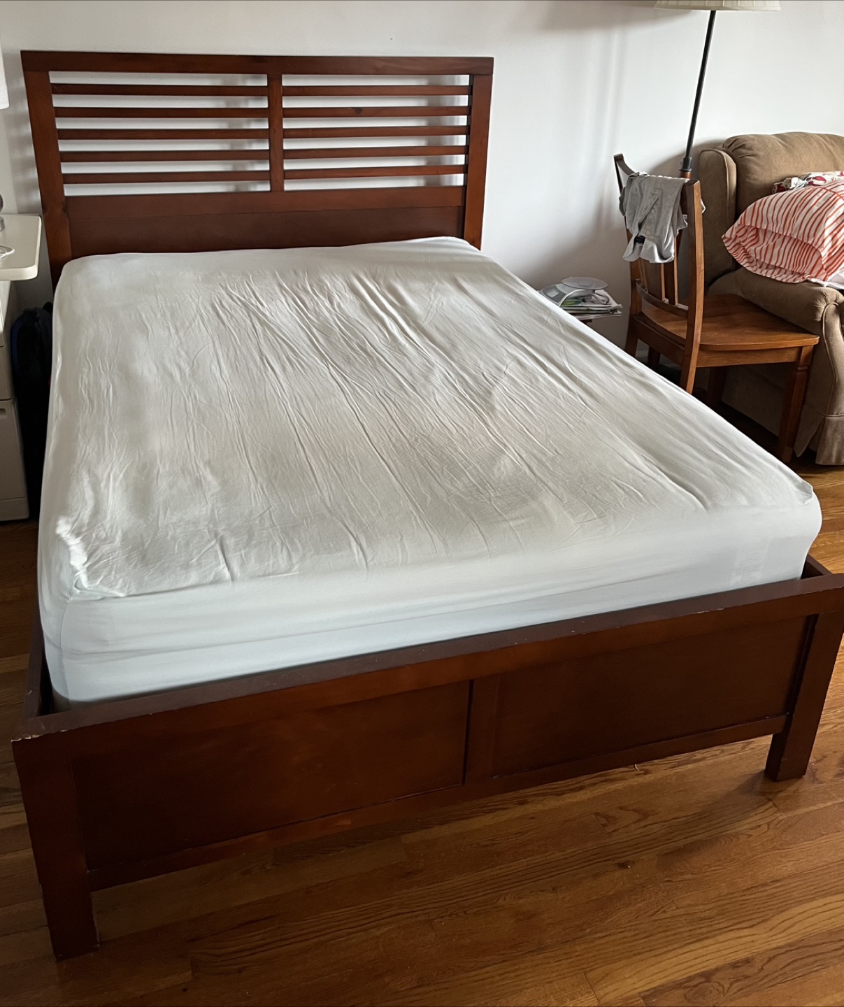 Solid Wood Full Sized Bed Frame - photo 2