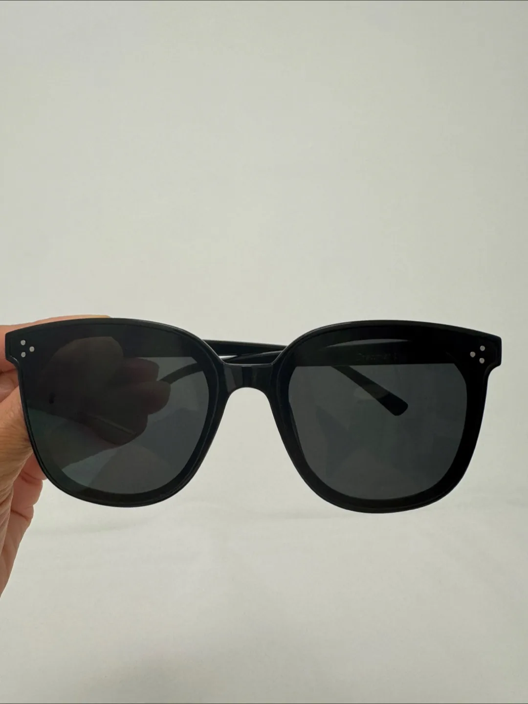 Gentle Monster Flatba Sunglasses thumbnail