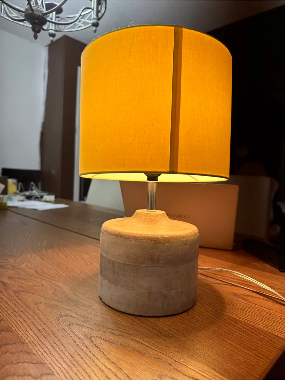 1 pair Yellow Table Lamp image indicator(3)