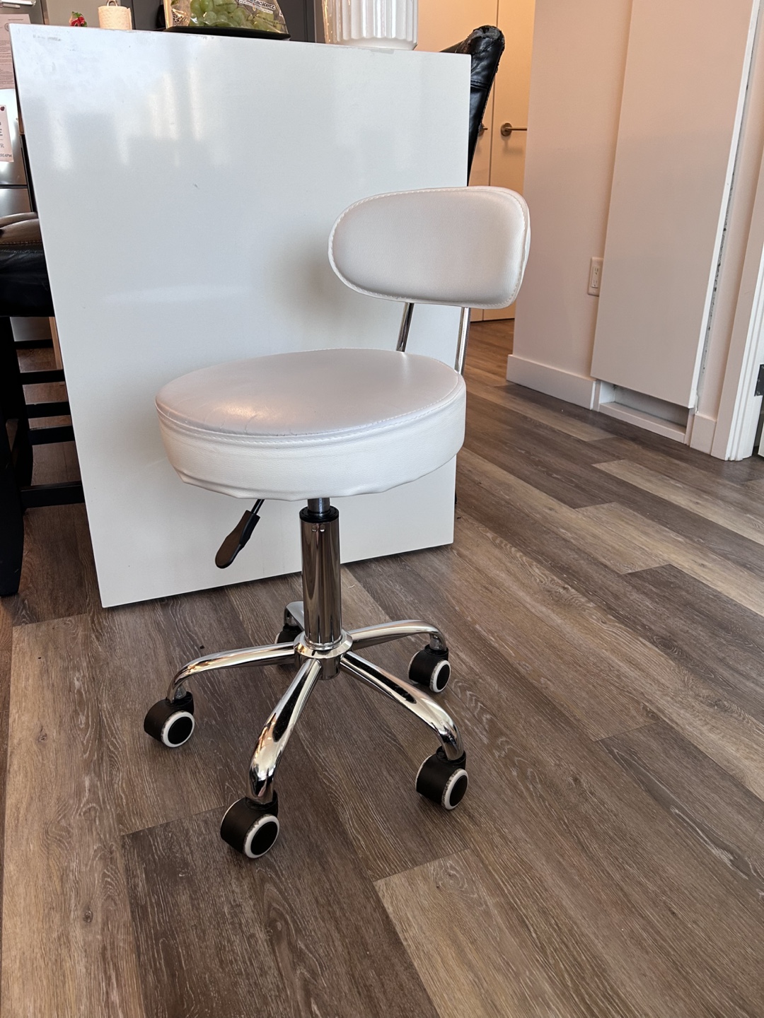 White Rolling Swivel Stool with Backrest - photo 4