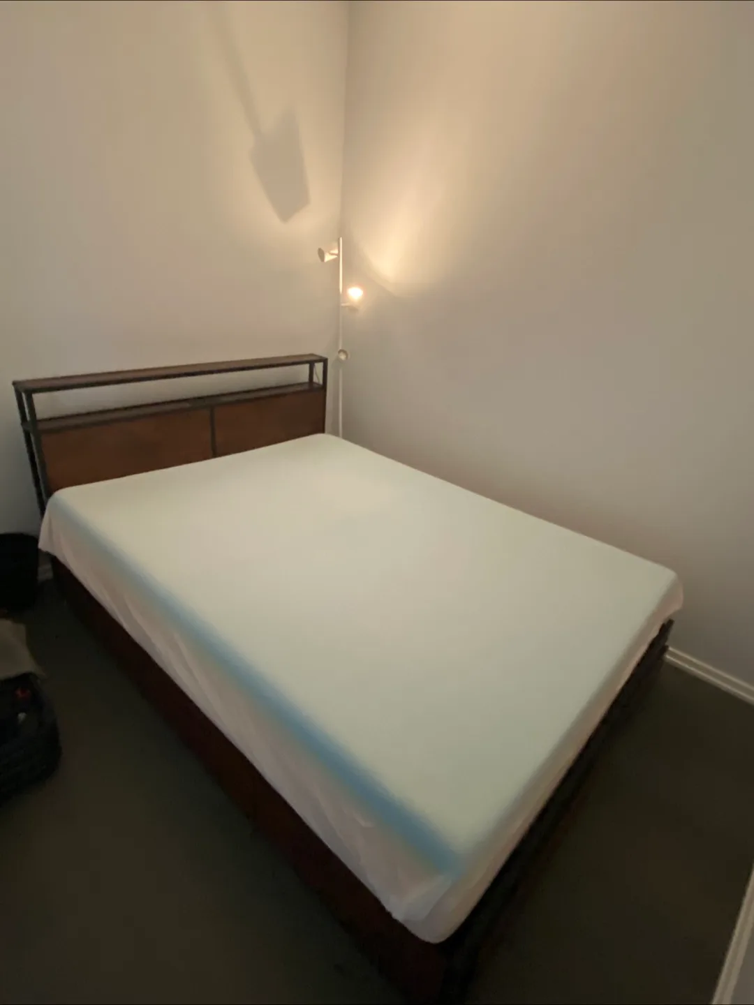 Molblly Queen Mattress (Mattress ONLY) thumbnail
