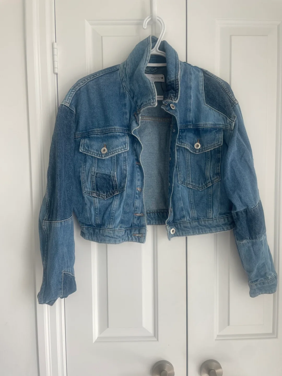 Cropper Zara Denim Jacket - Size M thumbnail