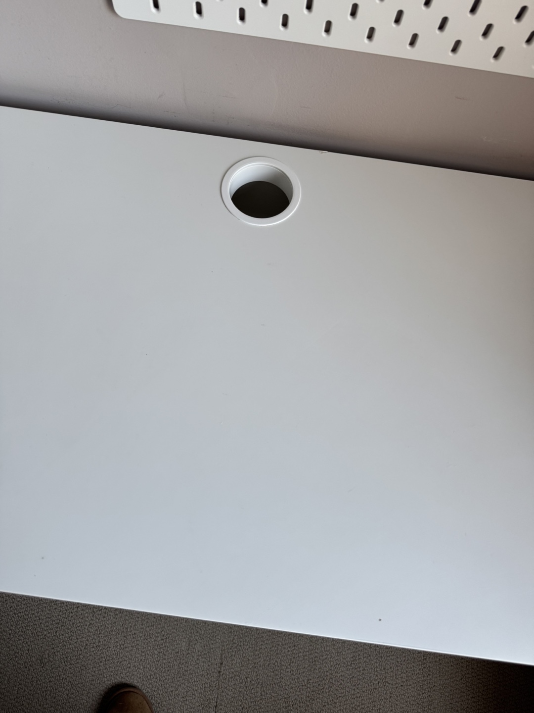 IKEA Micke Desk - White - photo 4