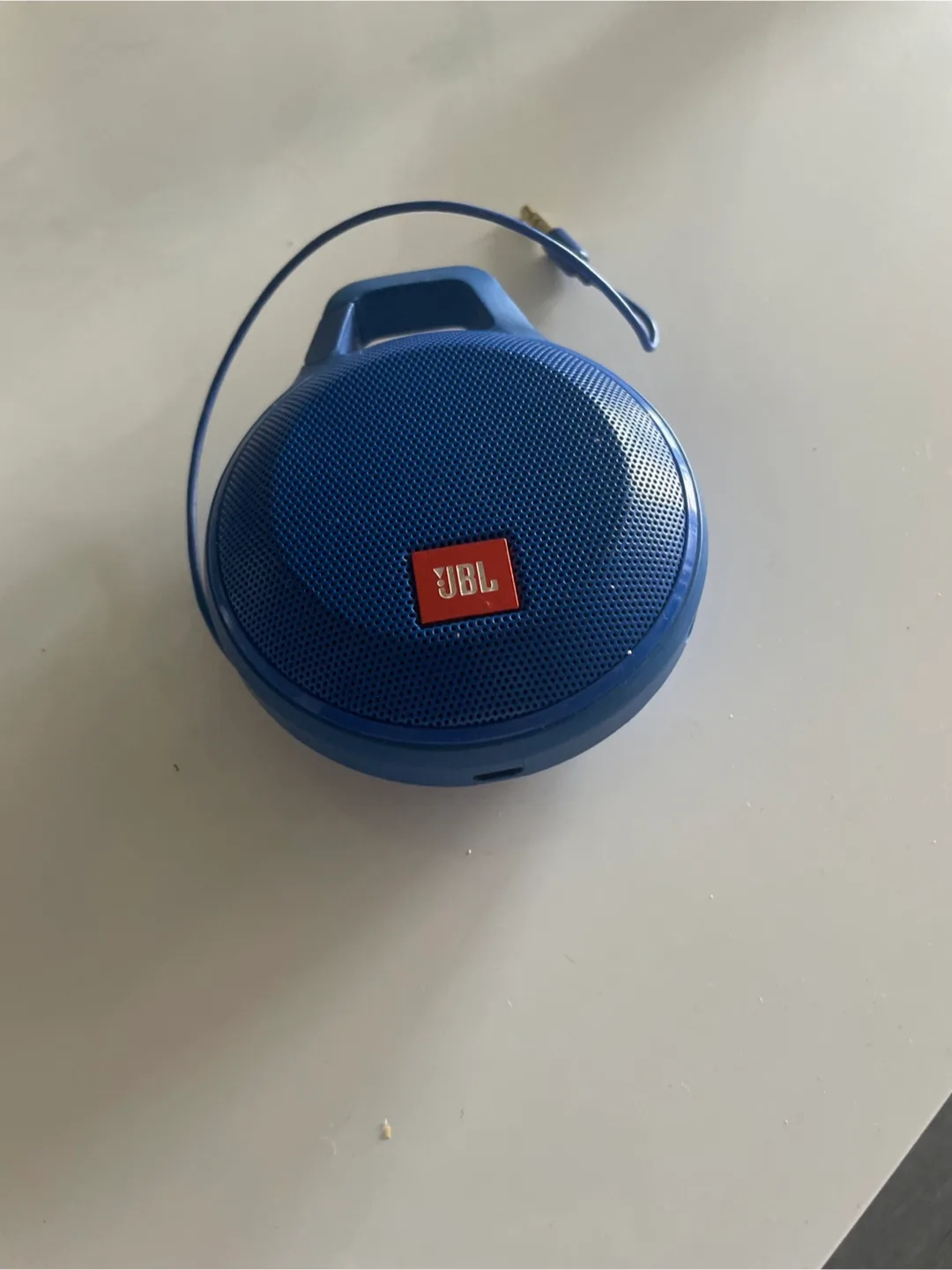 JBL Clip 3 Portable Bluetooth Speaker - Blue image indicator(4)