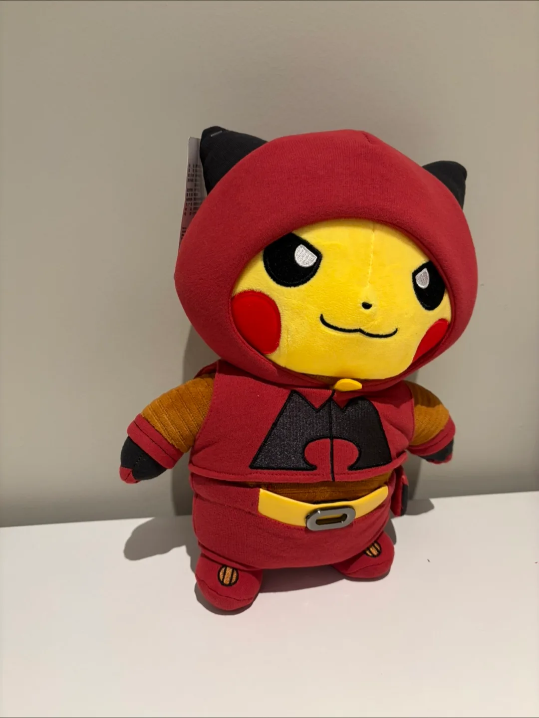 30 cm Pokémon Villain Costume Pikachu Plush thumbnail