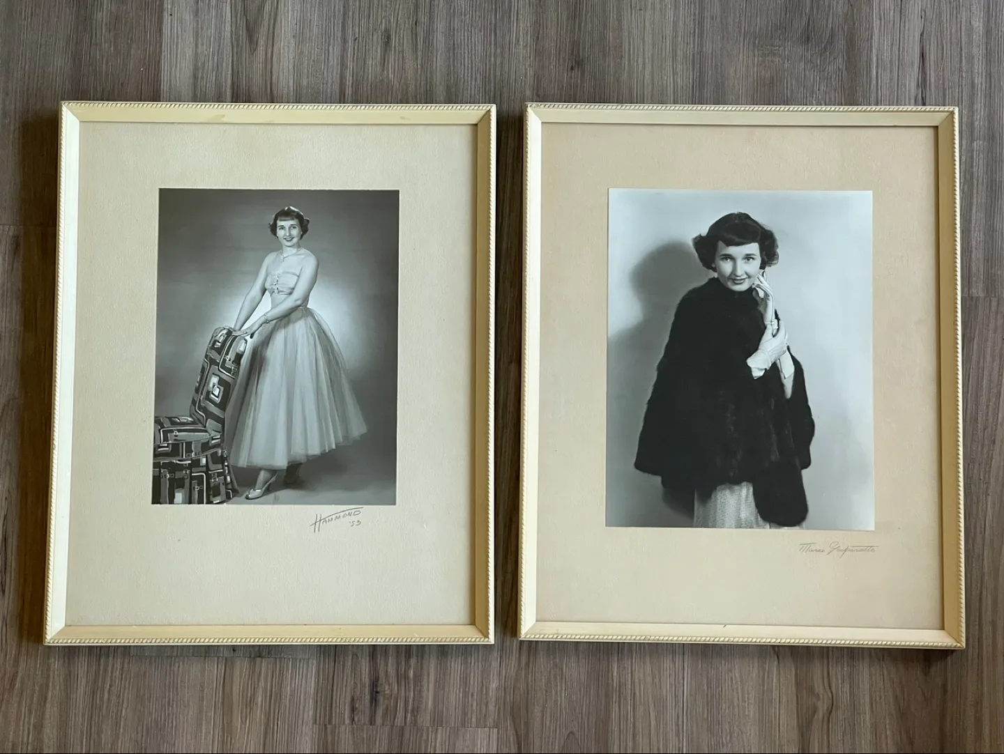 Pair of vintage (1954) stylish black & white fashion portraits thumbnail