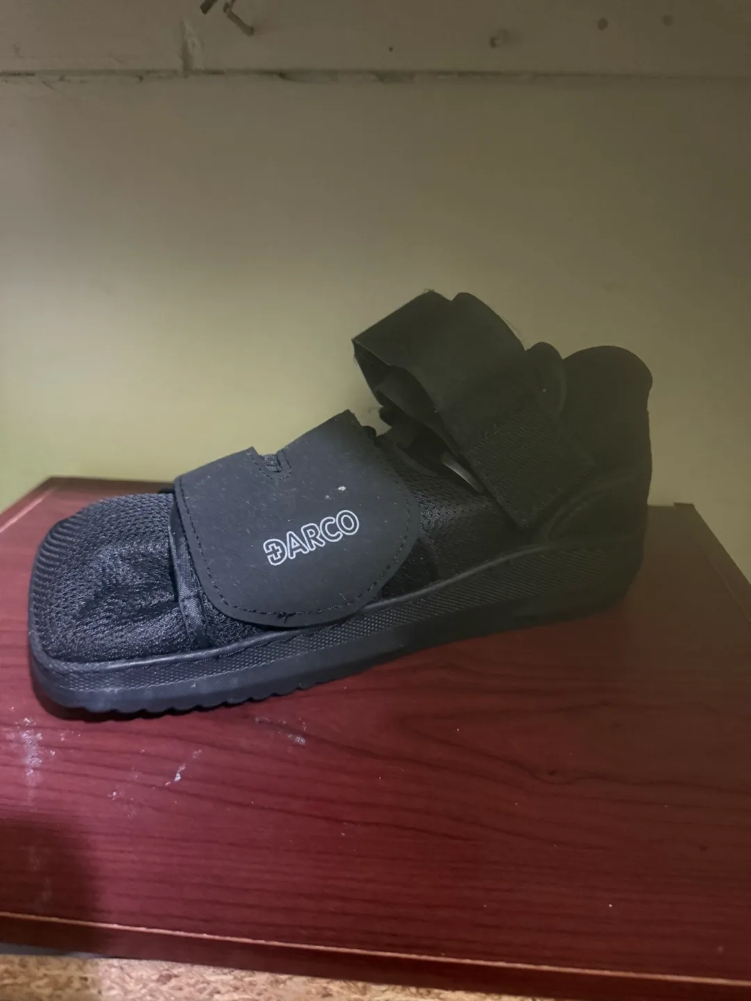 DARCO Med-Surg Shoe thumbnail