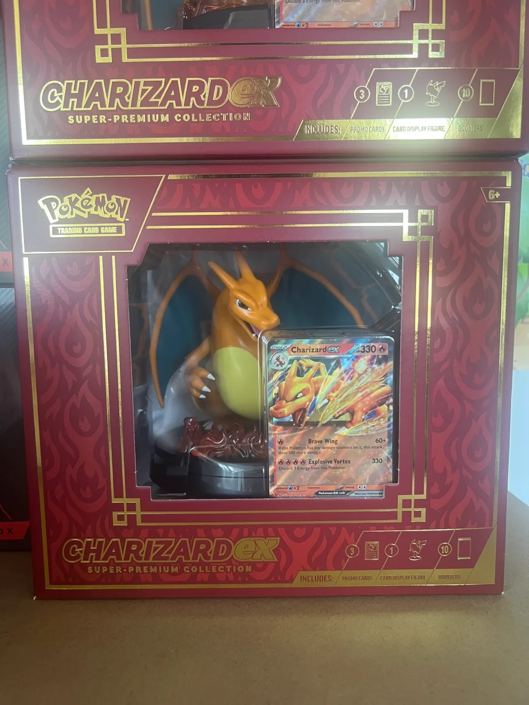 Pokémon Charizard ex Super-Premium Collection image indicator(2)
