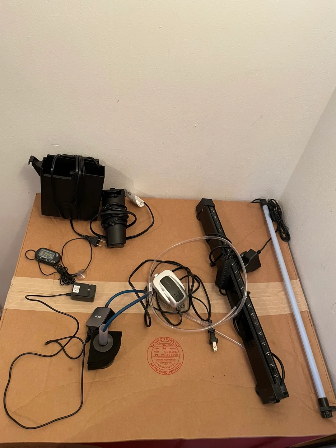 Fish Tank Lights, Filters & AirPumps Lot thumbnail