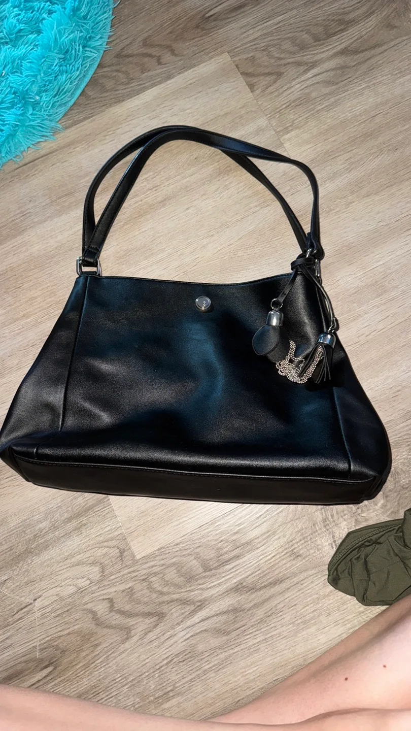 nine west shoulder bag thumbnail