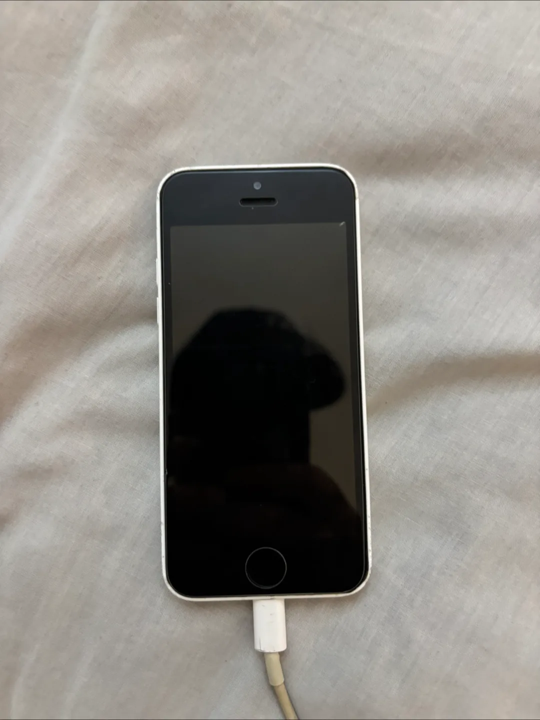 Apple iPhone 5C White (A1532) image indicator(3)