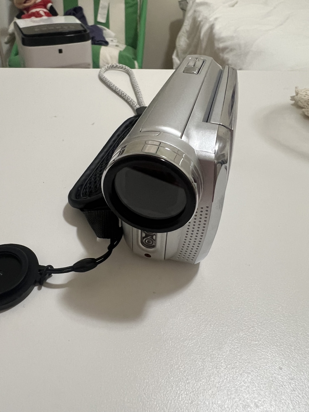 HeyDay Silver 2.7K Camera / Camcorder (2025 purchased) - photo 2