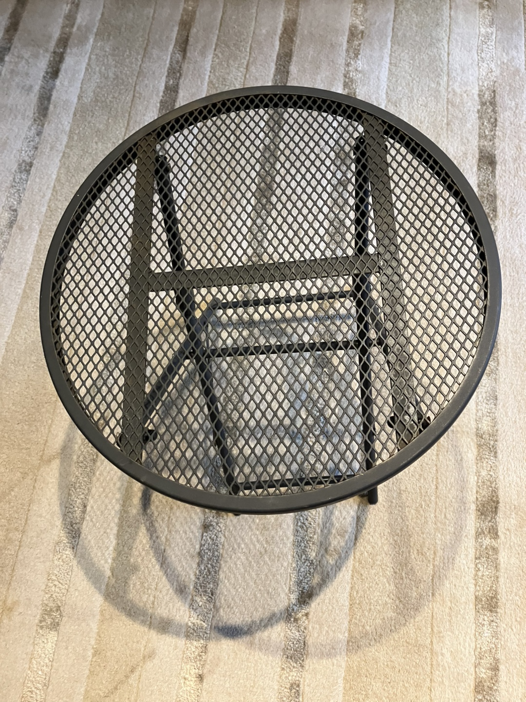 Black metal patio side table - photo 3