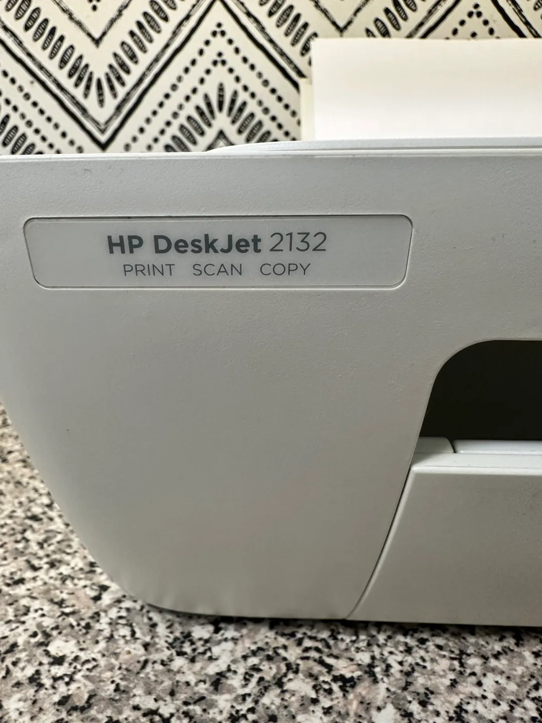 HP DeskJet 2132 All-in-One: Print, Scan, & Copy image indicator(3)
