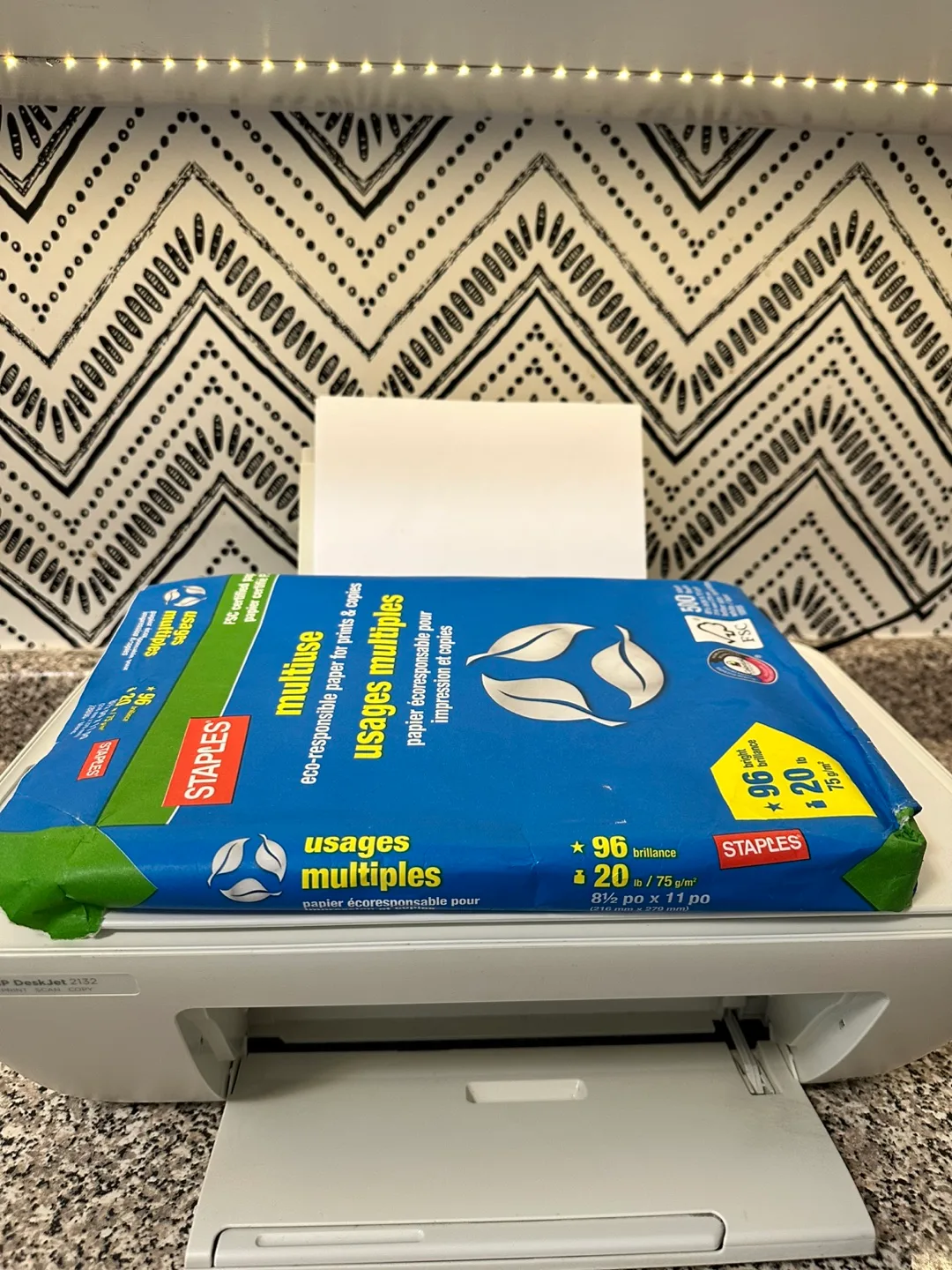 HP DeskJet 2132 All-in-One: Print, Scan, & Copy image indicator(6)