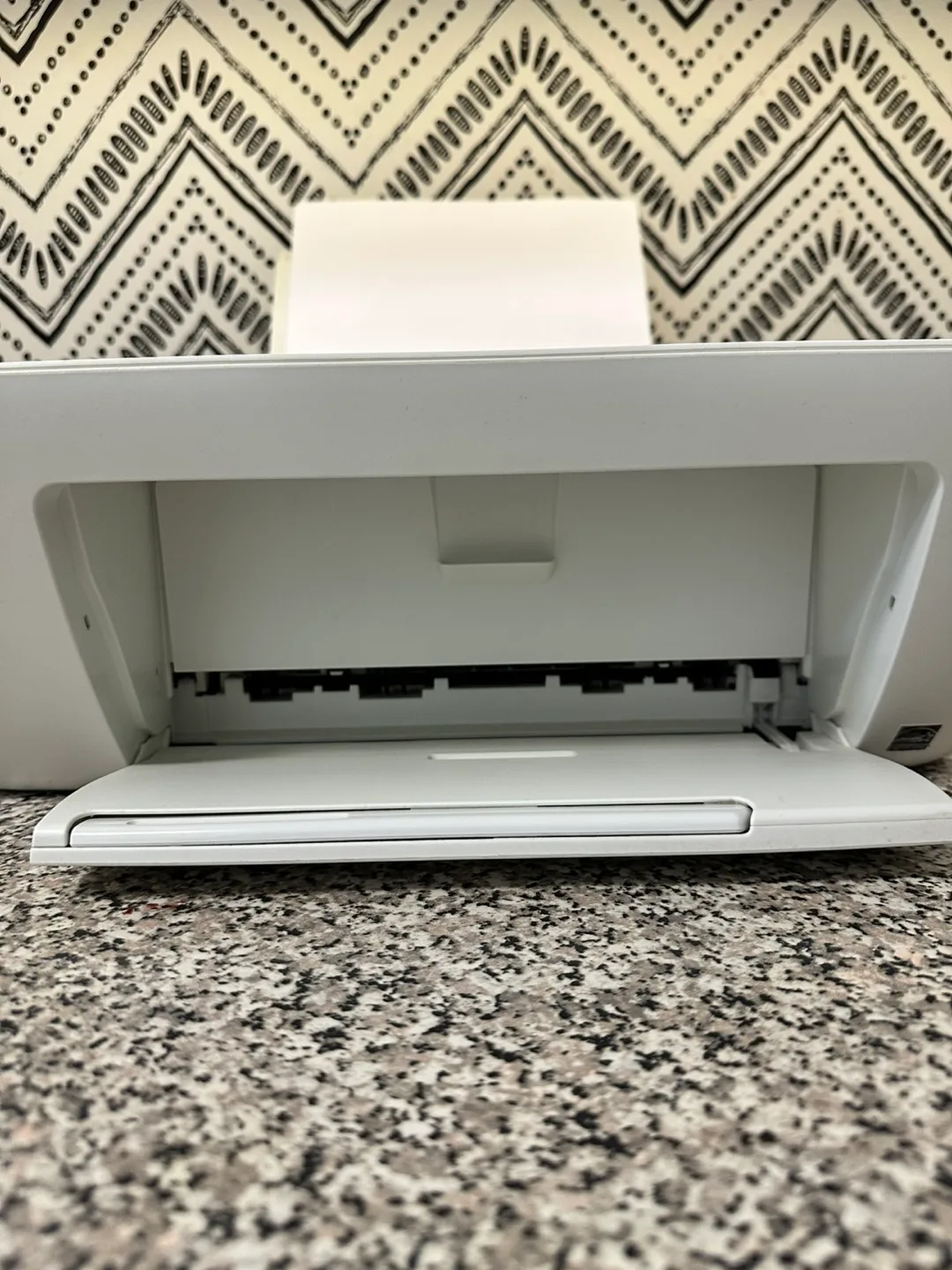 HP DeskJet 2132 All-in-One: Print, Scan, & Copy image indicator(4)