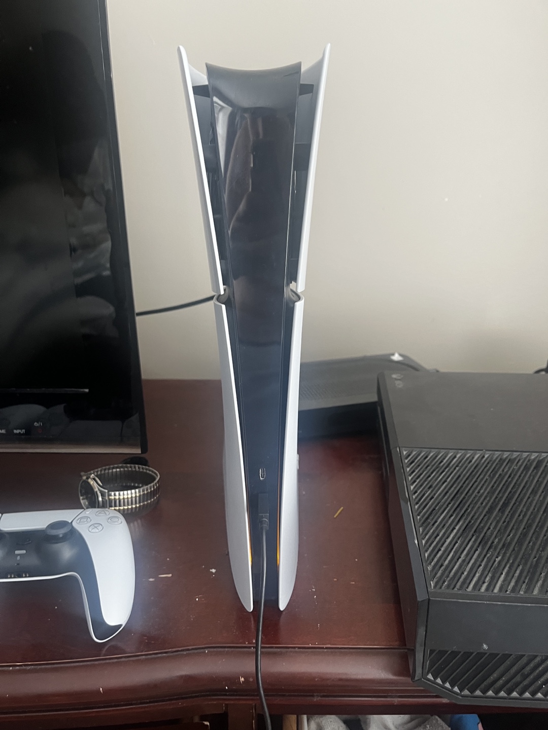 PlayStation 5 Console with 2 Controllers - photo 2