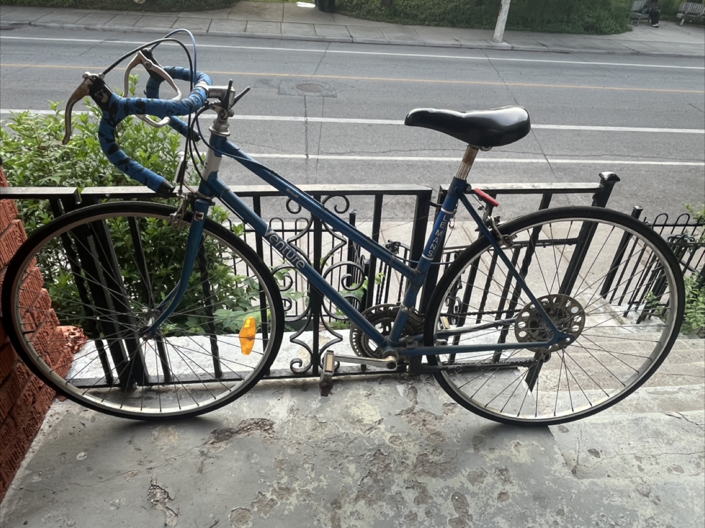 Women's Vintage Le mans Venture Road Bike - photo 2