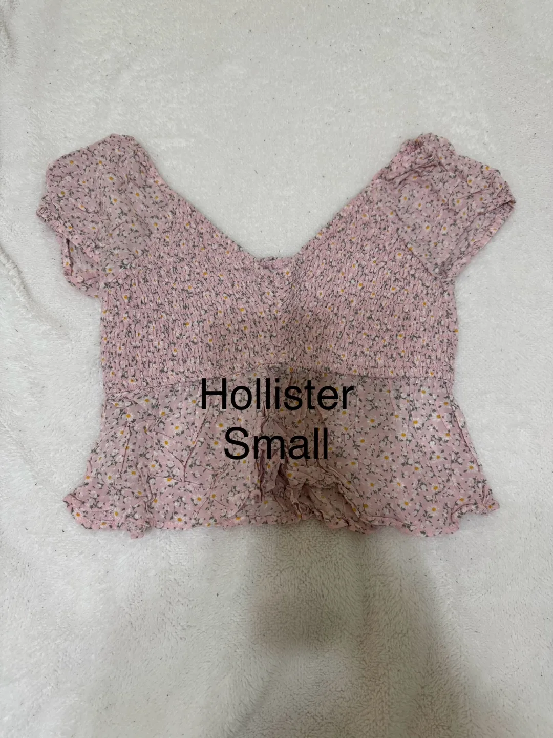 Hollister Floral Top - Size Small thumbnail