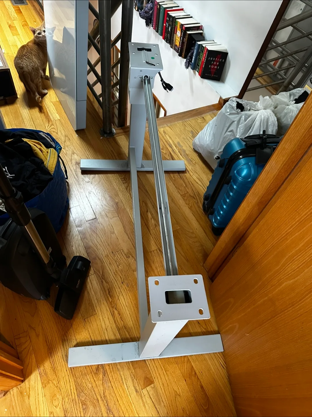 Electronic standing desk thumbnail