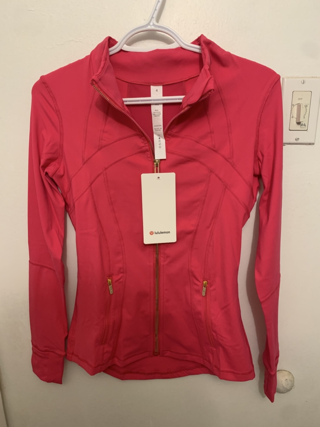 Lululemon Define Jacket - Size 4 - Pink