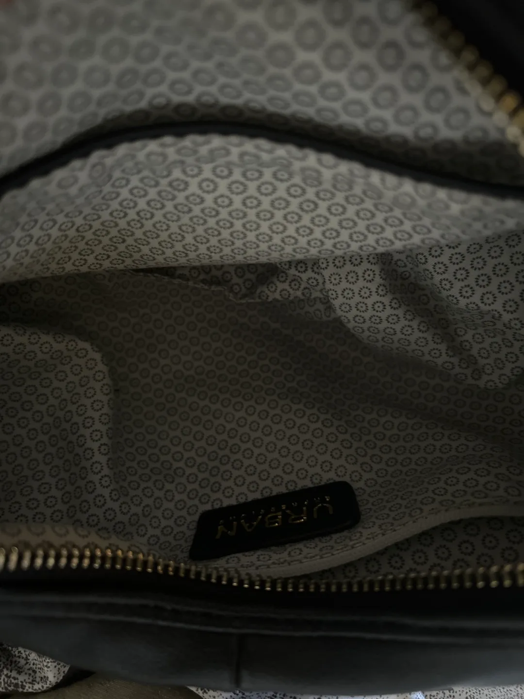 Urban Expressions Black Knot Bag image indicator(4)