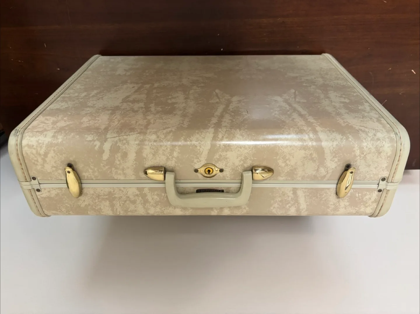 Vintage Samsonite Suitcase Beige thumbnail