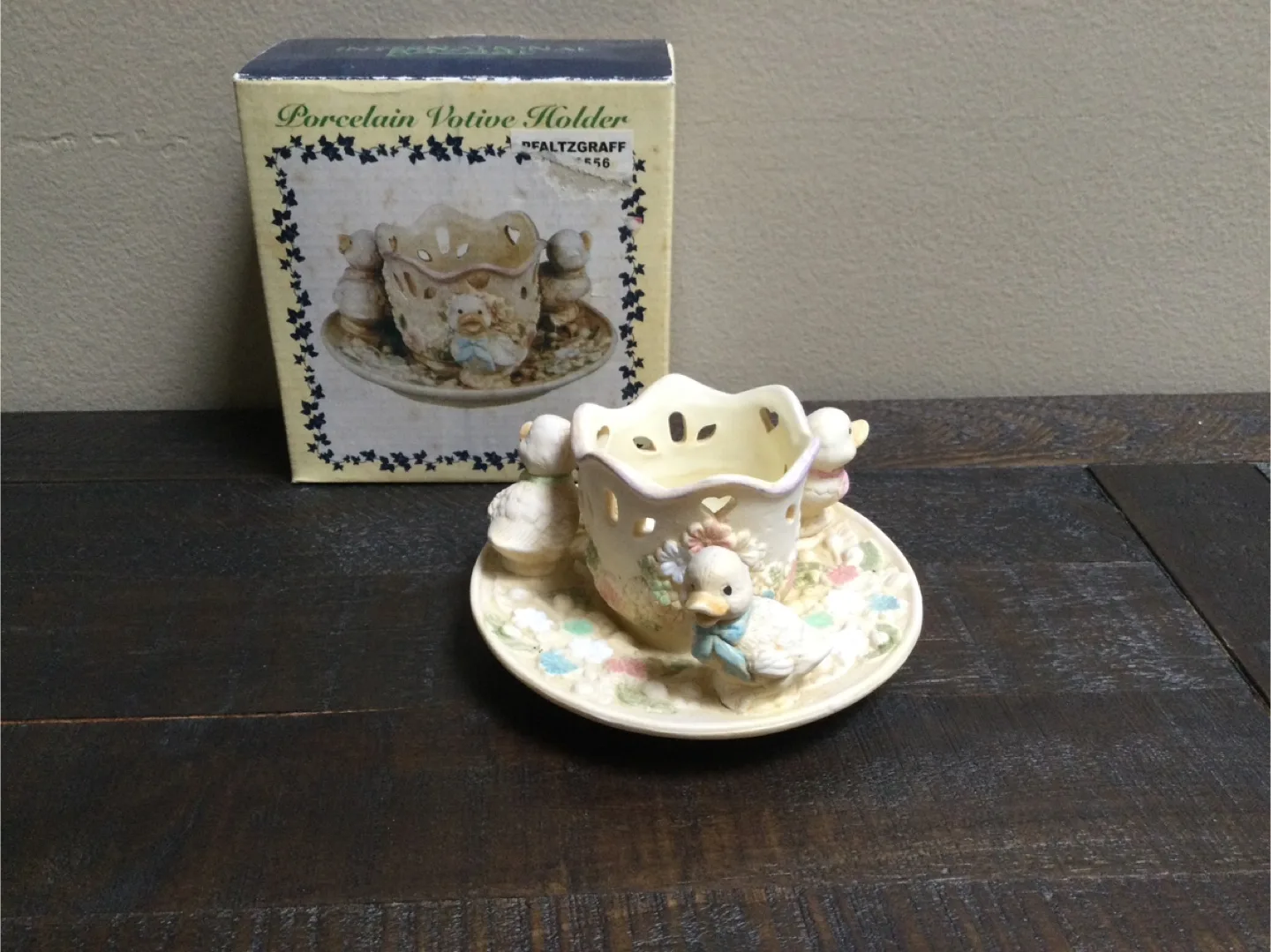 🇨🇦 Vintage Fitz and Floyd Porcelain Votive Holder thumbnail