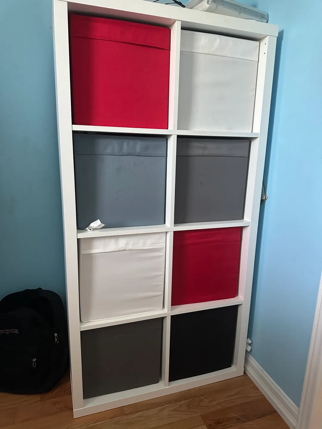 IKEA Kallax Shelf Unit - White image indicator(2)