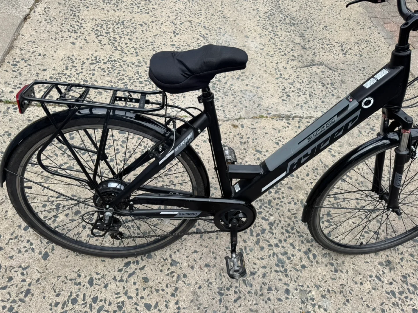 HYPER E-Ride Electric Assist Bike - Black image indicator(8)