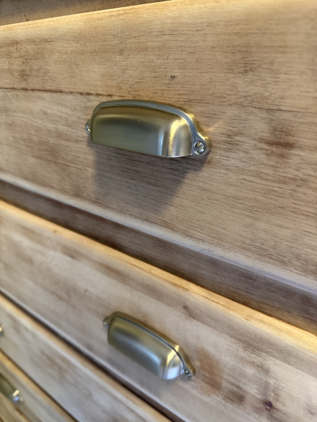 Vintage Wooden 5-Drawer Dresser - photo 3
