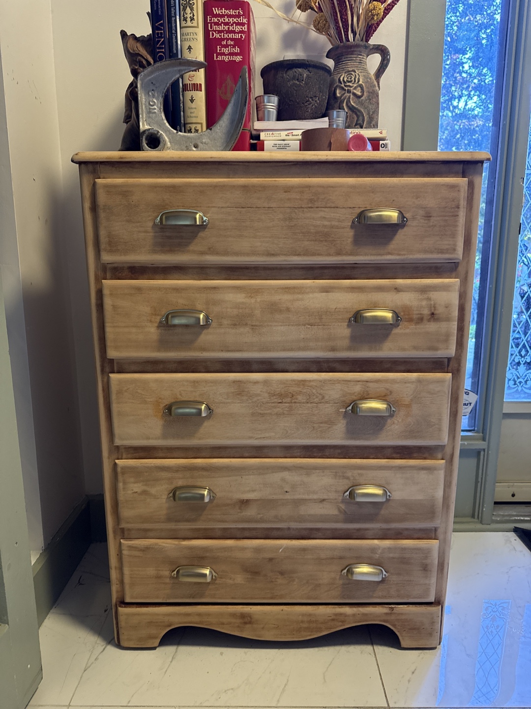 Vintage Wooden 5-Drawer Dresser