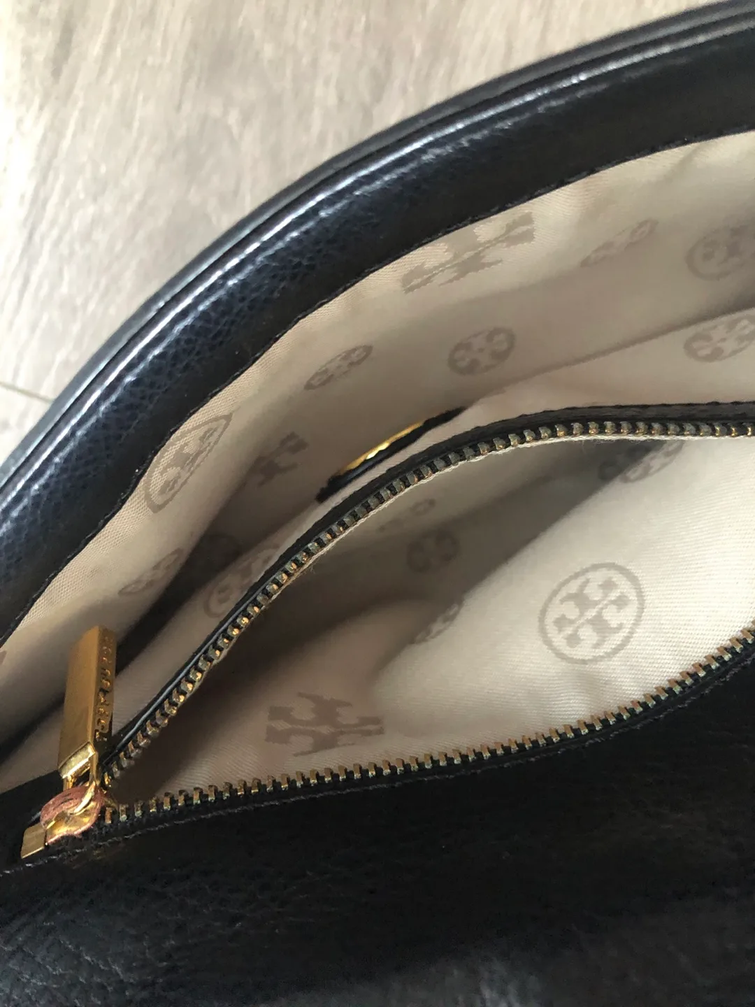 Authentic Tory Burch image indicator(7)