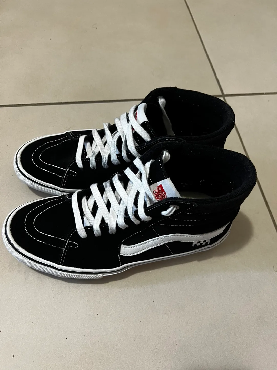 Vans SK8-Hi Skate Shoes - Black, Size 9.5 thumbnail