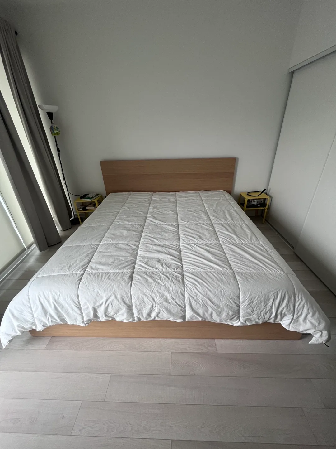 IKEA MALM King Bed Frame – great condition (no mattress) thumbnail