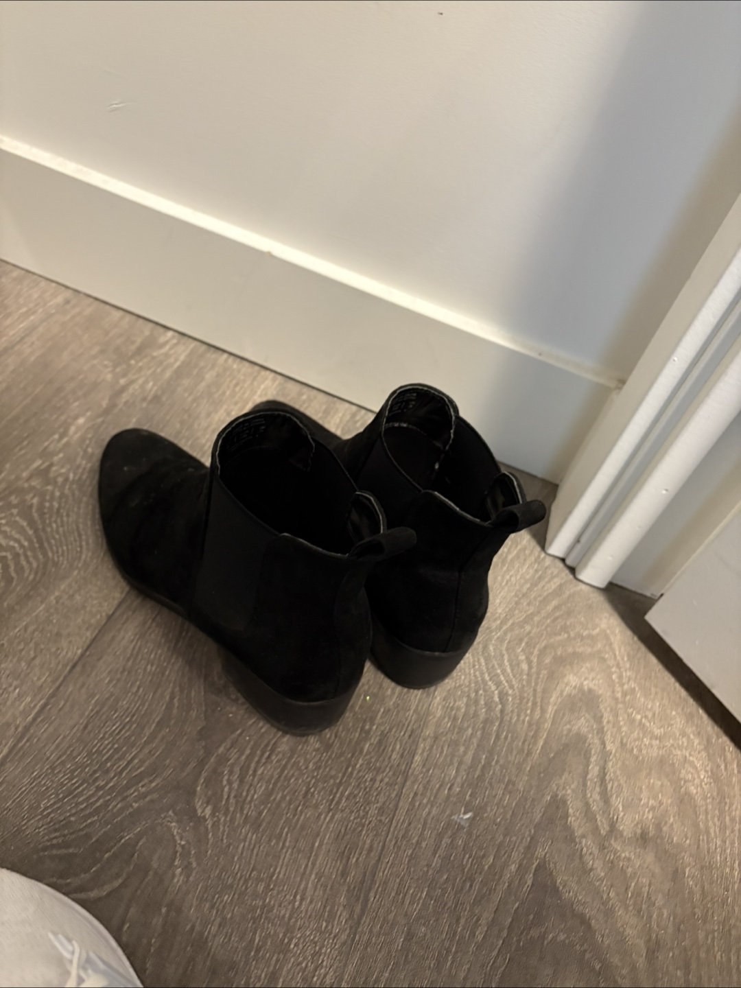 Free Black Ankle Boots-size 5.5