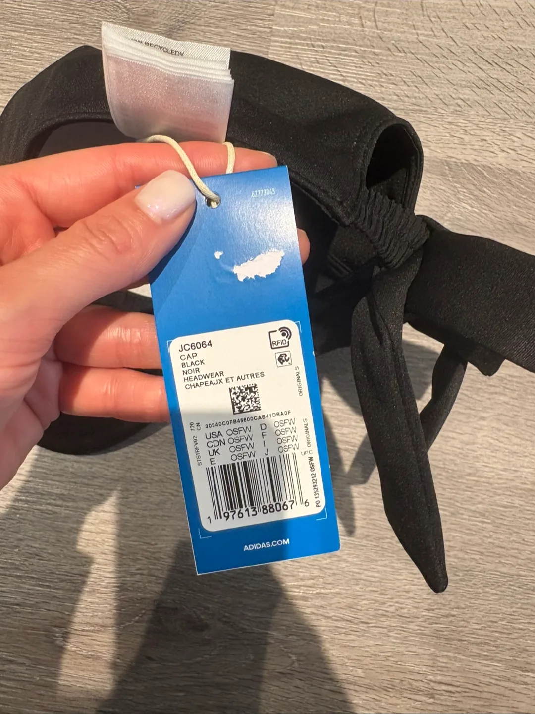 New Adidas Black Cap with Bow image indicator(5)