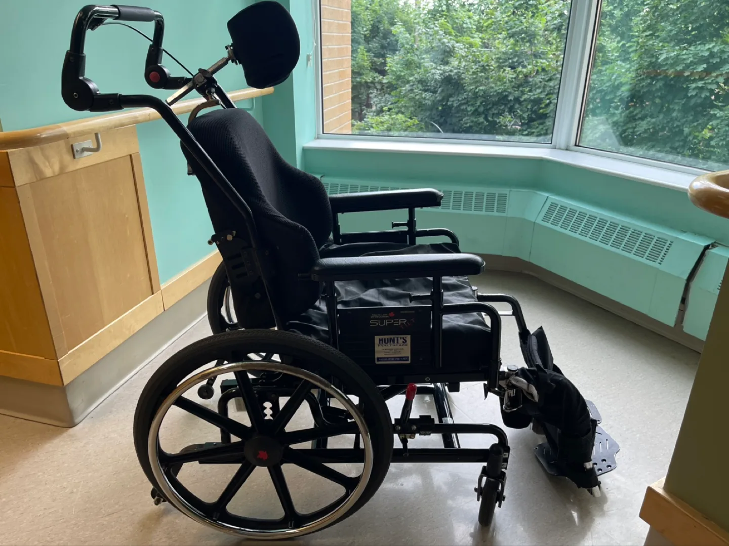 Hunt’s Super Tilt wheelchair thumbnail