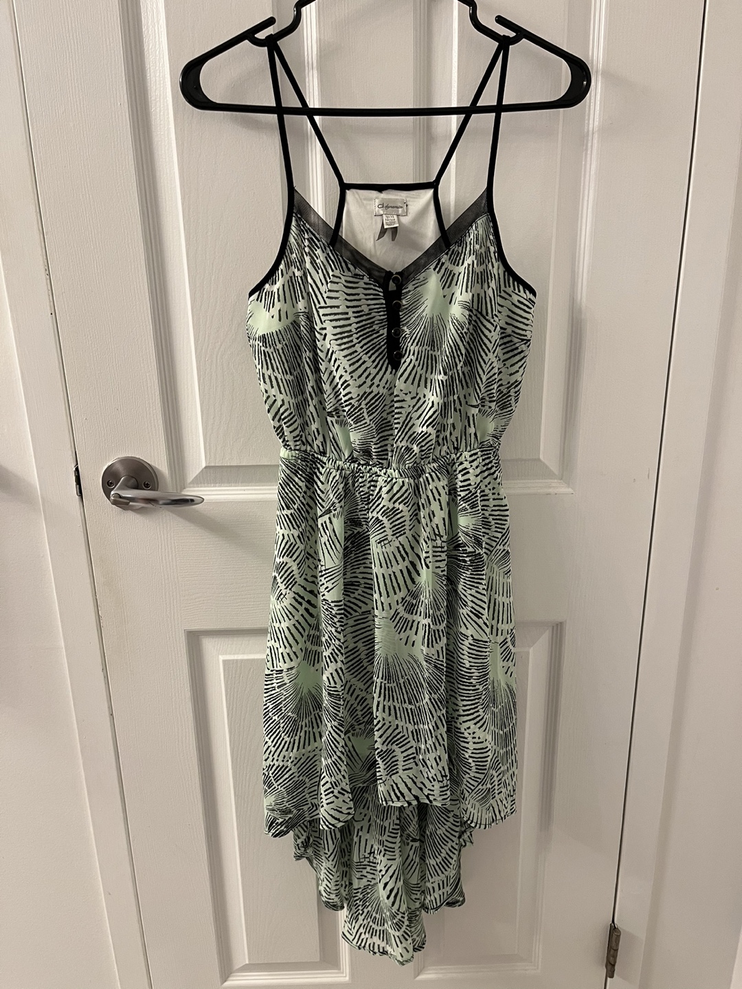 High-Low Dynamite Dress Sz XS