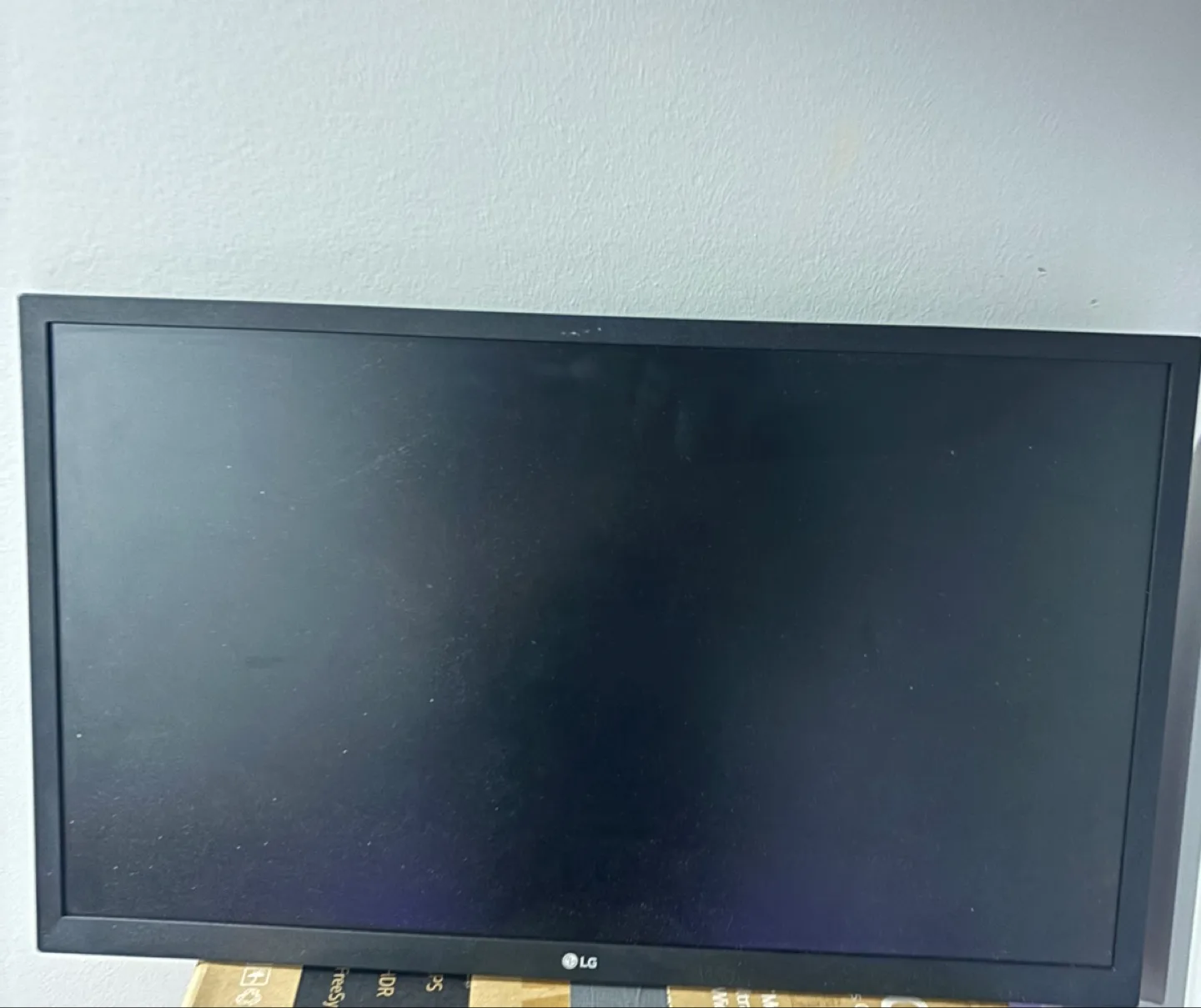 LG Monitor thumbnail